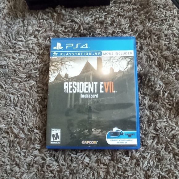 Playstation VR and Resident Evil - Picture 2 of 4